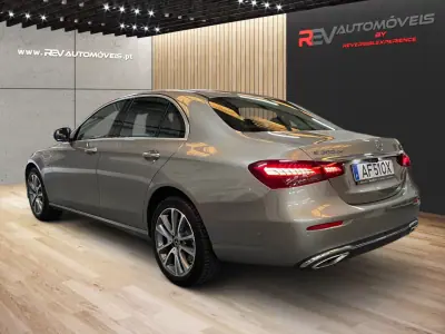 Mercedes-Benz E 300 2021 - 33950 EUR, 112651 km - AUTO.MOTO.pt - 112651km - foto 4 de 20