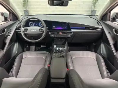 Kia e-Niro 2023 - 27950 EUR, 27488 km - AUTO.MOTO.pt - 27488km - foto 12 de 53
