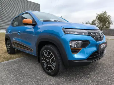 Dacia Spring 2021 - 11750 EUR, 37340 km - AUTO.MOTO.pt - 37340km - foto 4 de 10