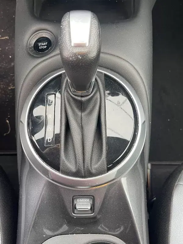 Nissan Juke 2023 - 23990 EUR, 22476 km - AUTO.MOTO.pt - 22476km - foto 23 de 24