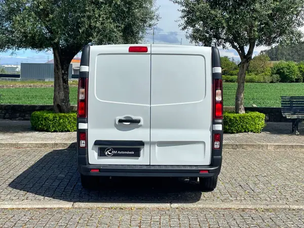Renault Trafic 2020 - 17450 EUR, 131000 km - AUTO.MOTO.pt - 131000km - foto 8 de 35