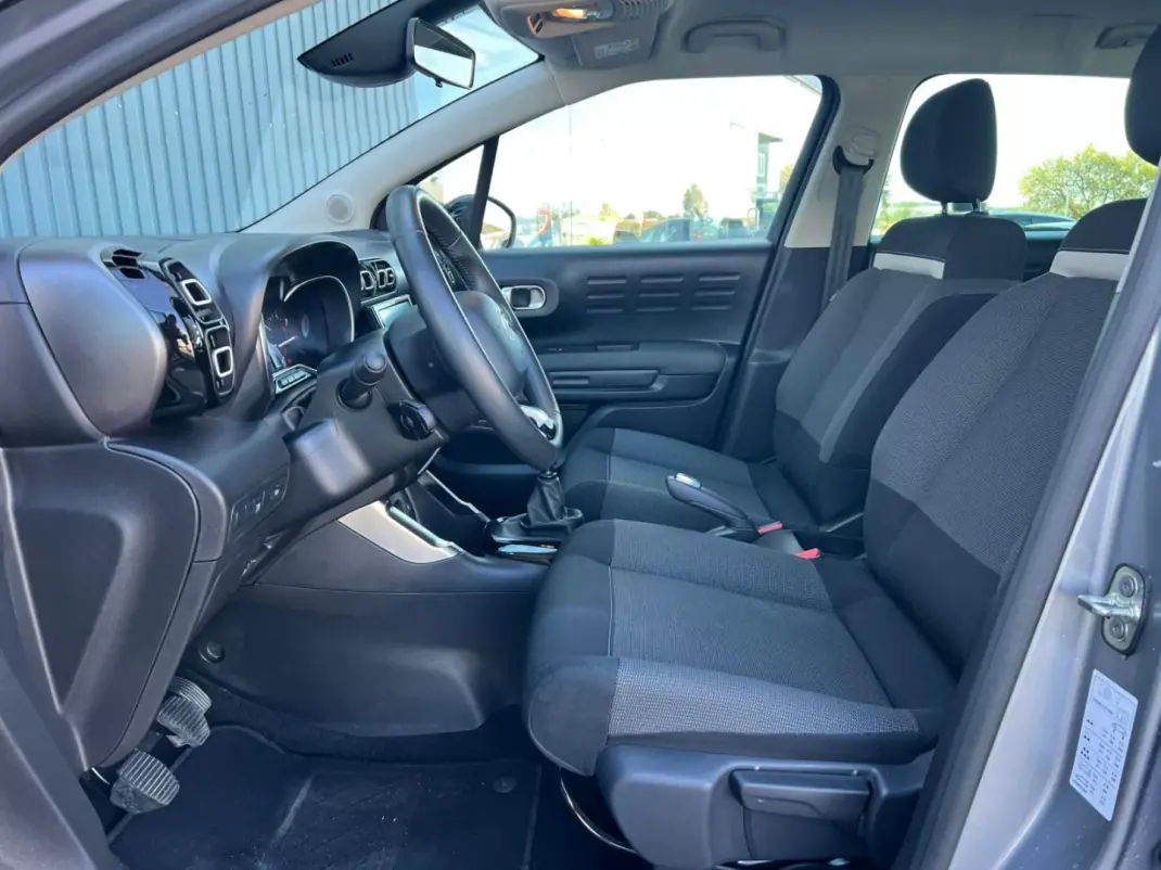 Citroën C3 Aircross 2024 - 16500 EUR, 38053 km - AUTO.MOTO.pt - 38053km - foto 8 de 17