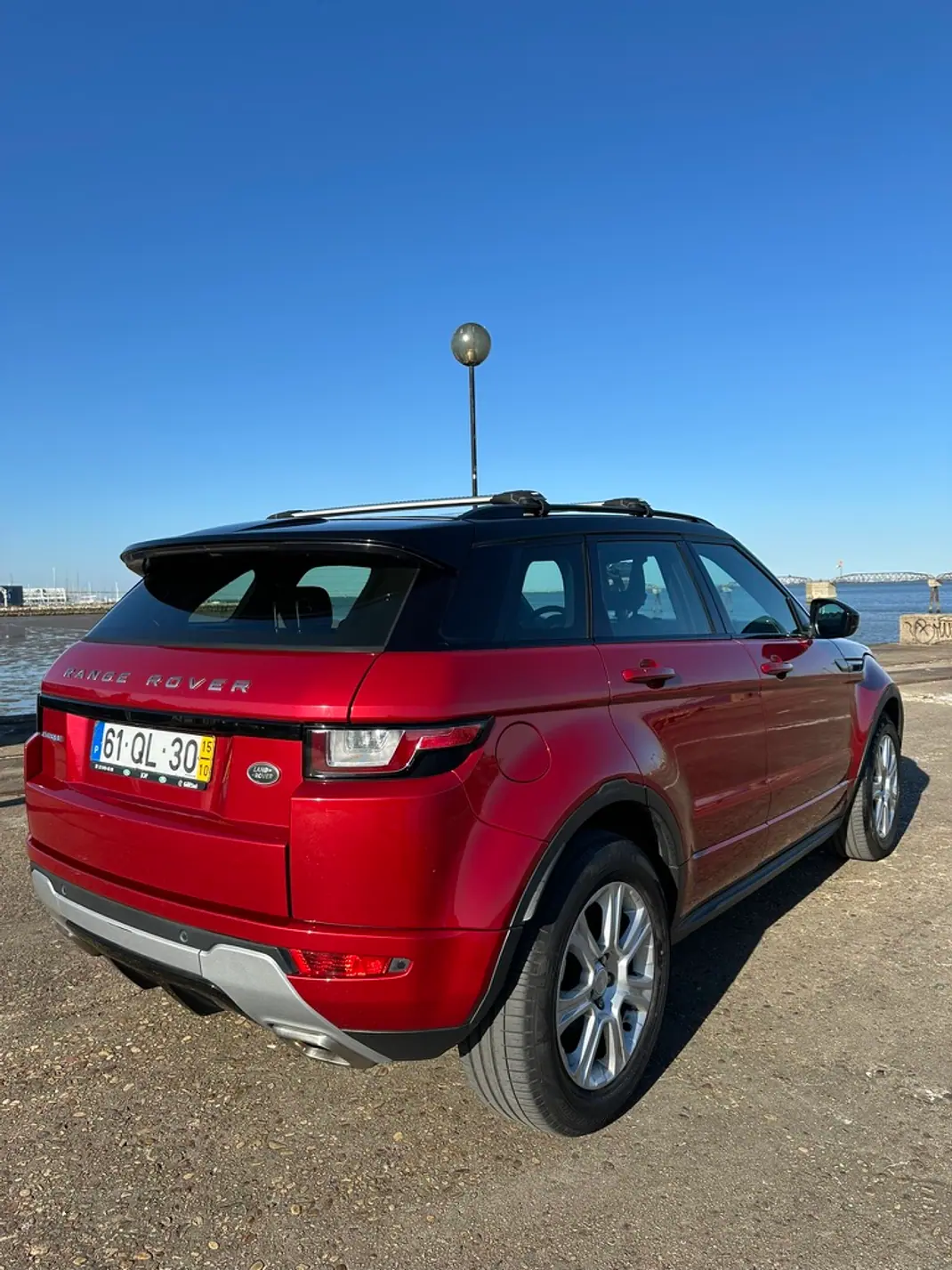 Land Rover Range Rover Evoque 2015 - 14900 EUR, 189520 km - AUTO.MOTO.pt - 189520km - foto 2 de 26