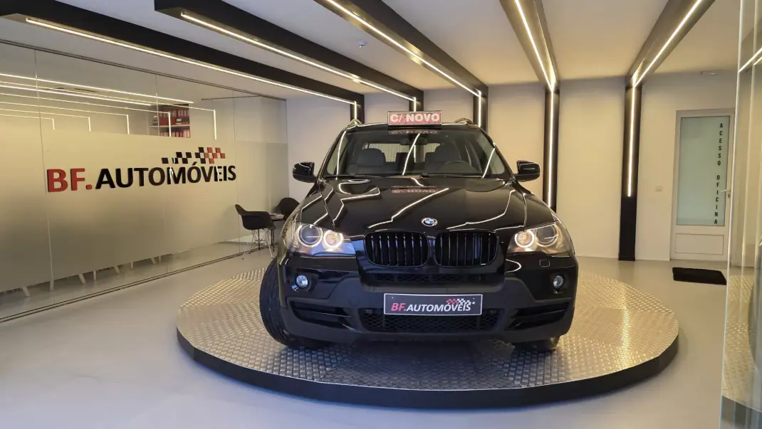 BMW X5 2008 - 14900 EUR, 273516 km - AUTO.MOTO.pt - 273516km - foto 10 de 51