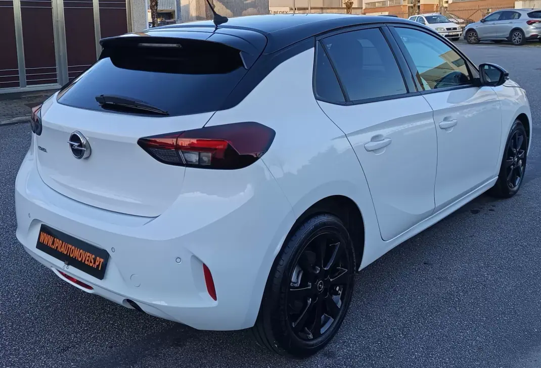 Opel Corsa 2021 - 12990 EUR, 111200 km - AUTO.MOTO.pt - 111200km - foto 7 de 16