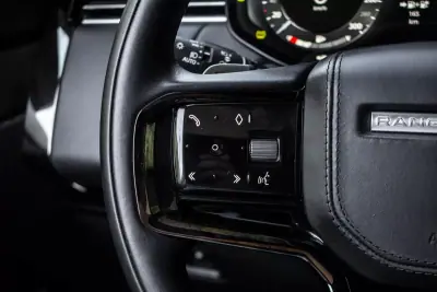 Land Rover Range Rover Sport 2023 - 83990 EUR, 131215 km - AUTO.MOTO.pt - 131215km - foto 14 de 46