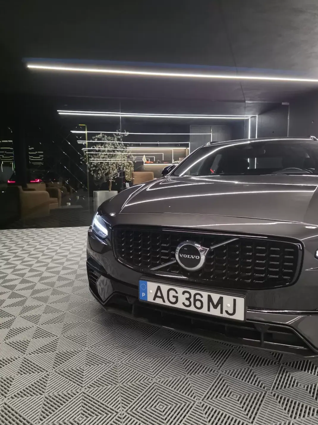 Volvo V90 2021 - 29750 EUR, 144000 km - 144000km - foto 6 de 24
