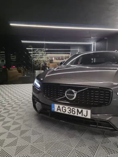 Volvo V90 2021 - 29750 EUR, 144000 km - 144000km - foto 6 de 24