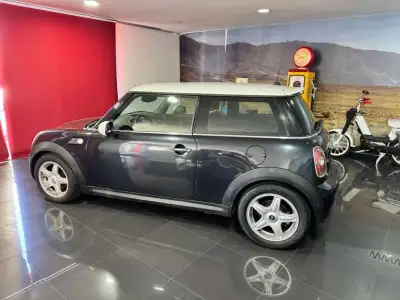 MINI One 2008 - 6990 EUR, 266000 km - AUTO.MOTO.pt - 266000km - foto 4 de 14