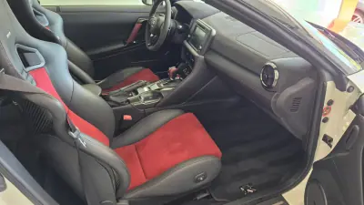 Nissan GT-R 2017 - 300000 EUR, 30685 km - 30685km - foto 60 de 69