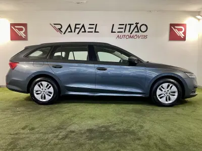 Skoda Octavia Break 2021 - 15750 EUR, 134000 km - 134000km - foto 6 de 35