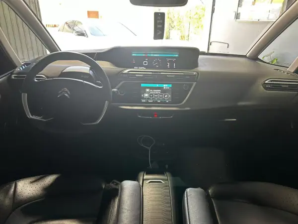 Citroën C4 Spacetourer 2022 - 22000 EUR, 111000 km - AUTO.MOTO.pt - 111000km - foto 22 de 46