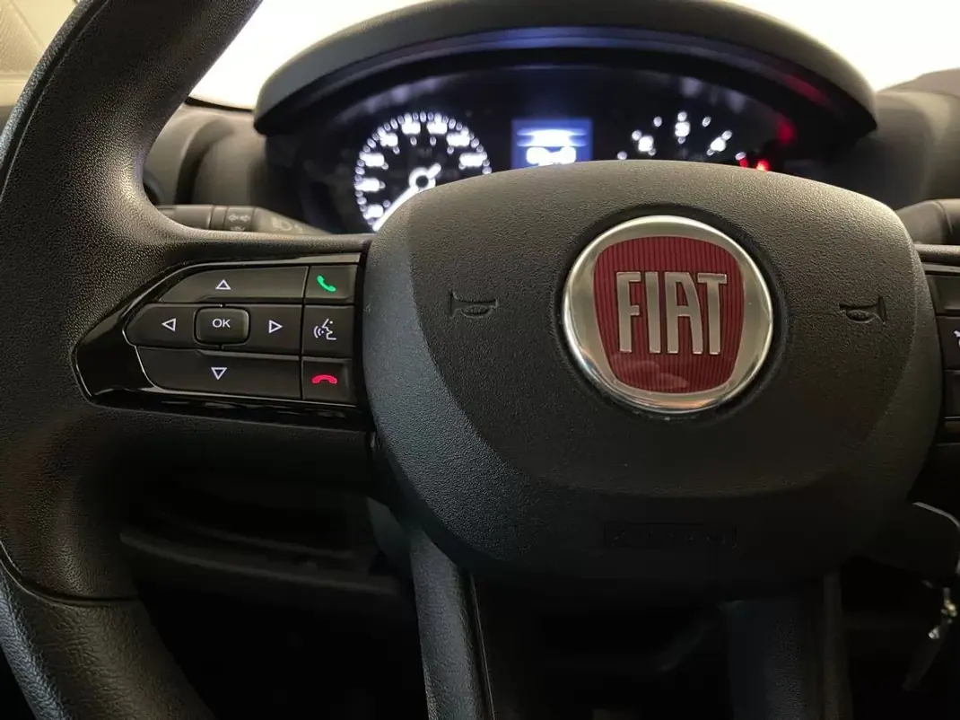 Fiat Ducato 2022 - 32500 EUR, 94000 km - AUTO.MOTO.pt - 94000km - foto 20 de 33