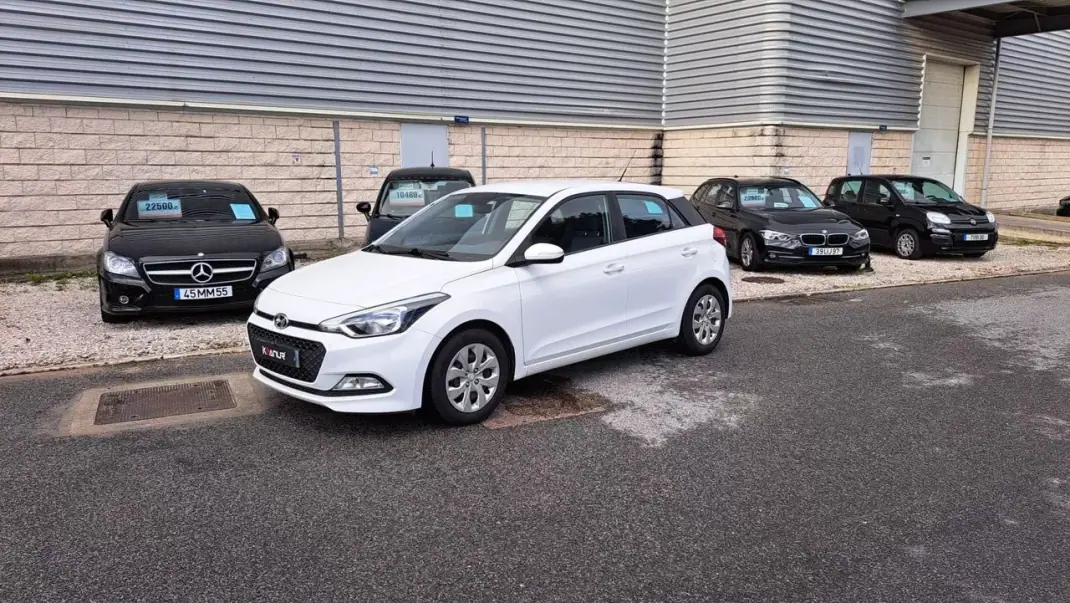 Hyundai i20 2018 - 10890 EUR, 134296 km - AUTO.MOTO.pt - 134296km - foto 10 de 43