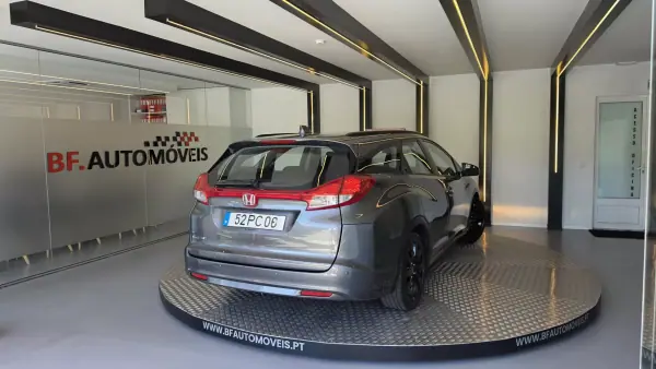 Honda Civic Tourer 2014 - 10750 EUR, 193536 km - AUTO.MOTO.pt - 193536km - foto 18 de 57