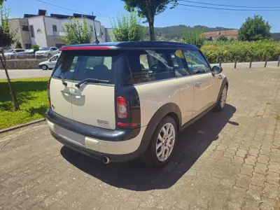 MINI Clubman 2010 - 7990 EUR, 154000 km - AUTO.MOTO.pt - 154000km - foto 4 de 11