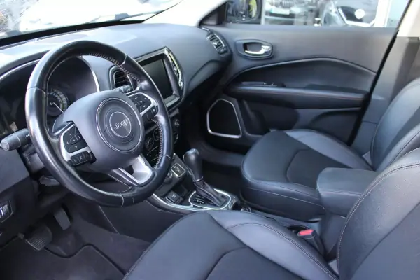Jeep Compass 2020 - 19900 EUR, 99521 km - AUTO.MOTO.pt - 99521km - foto 9 de 19