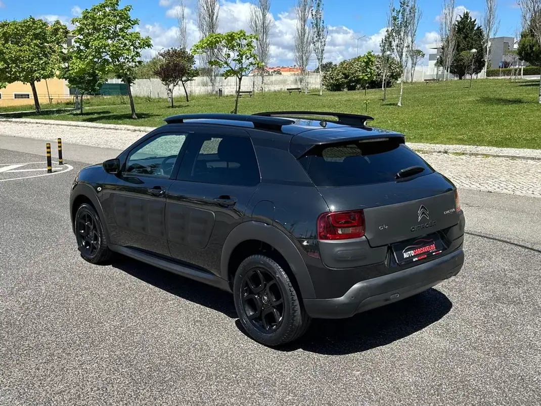 Citroën C4 Cactus 2018 - 9870 EUR, 89500 km - AUTO.MOTO.pt - 89500km - foto 18 de 47