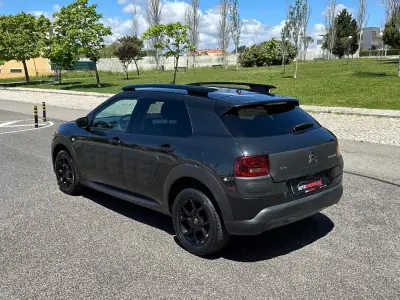 Citroën C4 Cactus 2018 - 9870 EUR, 89500 km - AUTO.MOTO.pt - 89500km - foto 18 de 47