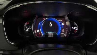 Renault Talisman Sport Tourer 2019 - 12990 EUR, 352006 km - AUTO.MOTO.pt - 352006km - foto 16 de 27
