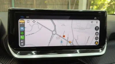 Peugeot e-2008 2025 - 25900 EUR, 13646 km - AUTO.MOTO.pt - 13646km - foto 21 de 22