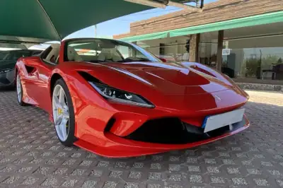 Ferrari F8 Tributo 2022 - 425600 EUR, 4336 km - AUTO.MOTO.pt - 4336km - foto 3 de 54
