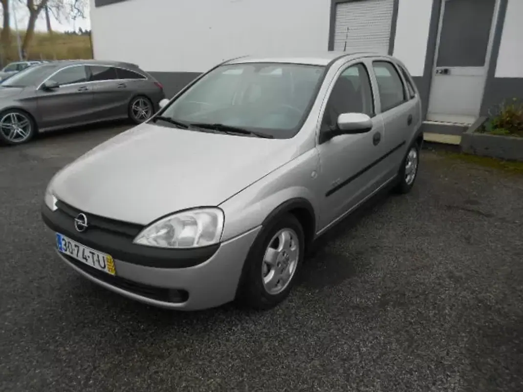Opel Corsa 2002 - 3500 EUR, 0 km - AUTO.MOTO.pt - foto 8 de 12