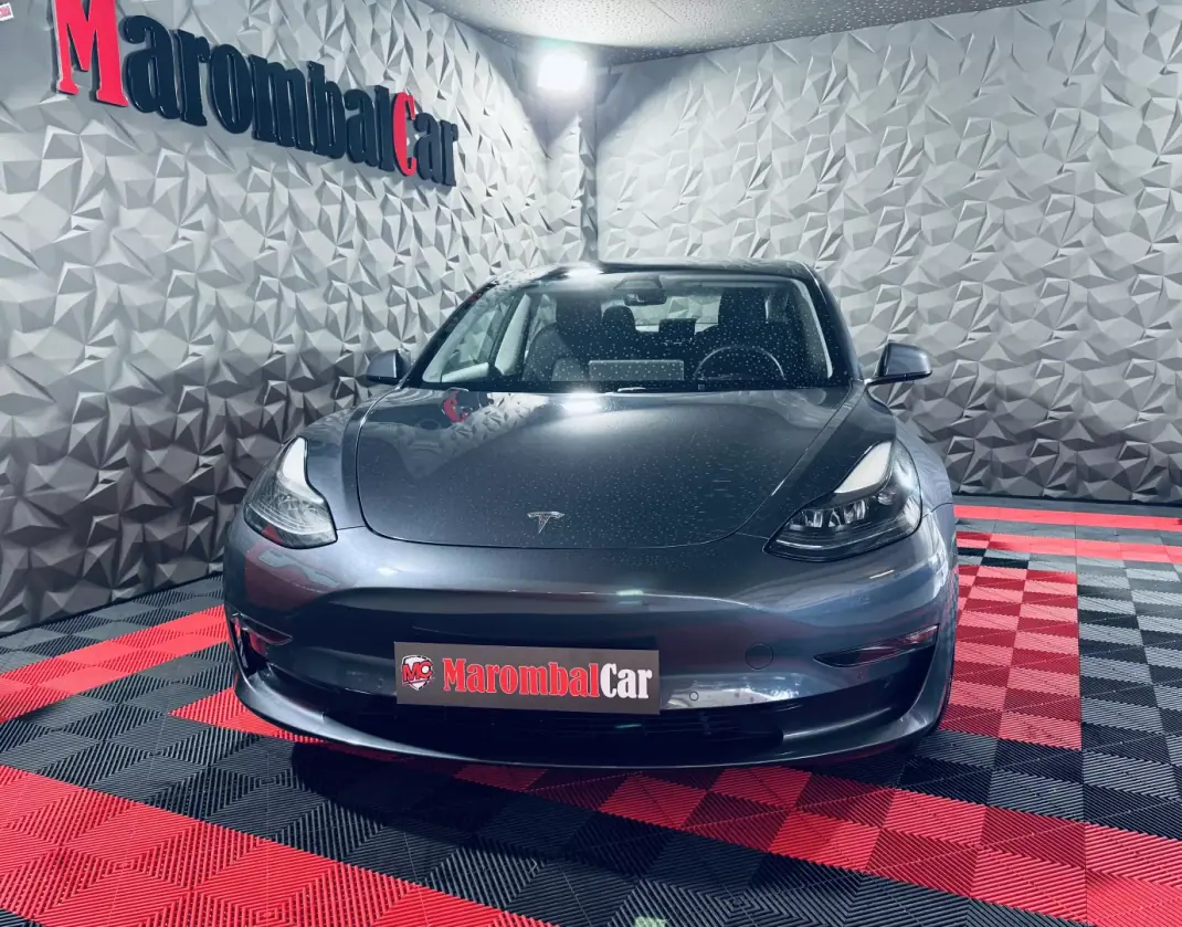 Tesla Model 3 2022 - 32990 EUR, 70718 km - AUTO.MOTO.pt - 70718km - foto 10 de 33