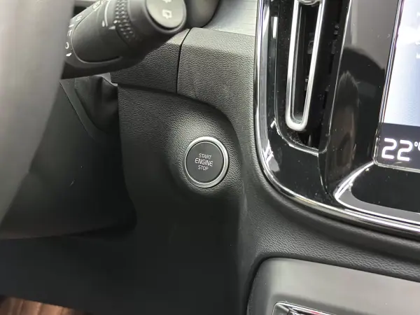 Volvo XC 40 2023 - 39900 EUR, 15000 km - AUTO.MOTO.pt - 15000km - foto 37 de 61