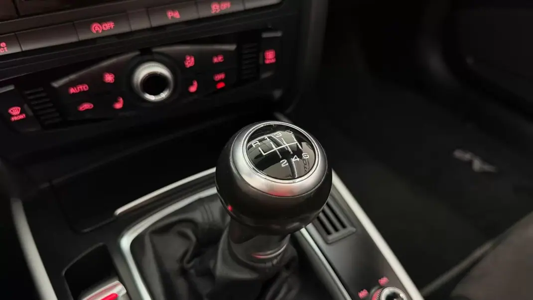 Audi A5 Cabrio 2016 - 25900 EUR, 121865 km - AUTO.MOTO.pt - 121865km - foto 24 de 32