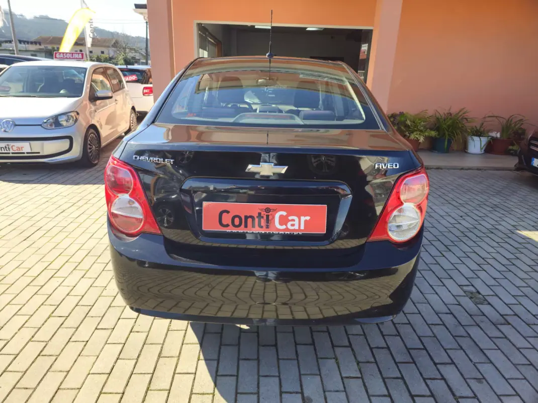 Chevrolet Aveo 2013 - 6990 EUR, 151000 km - AUTO.MOTO.pt - 151000km - foto 5 de 13