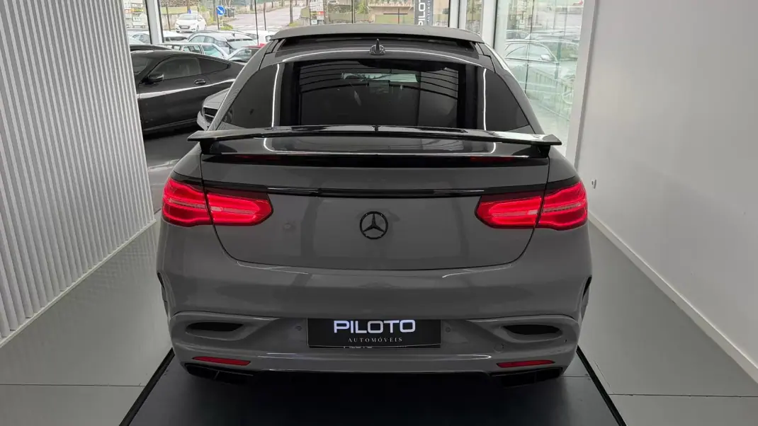 Mercedes-Benz GLE 63 AMG 2015 - 99990 EUR, 149475 km - AUTO.MOTO.pt - 149475km - foto 9 de 42