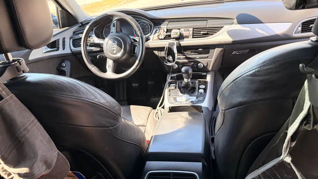 Audi A6 Avant 2015 - 16990 EUR, 245000 km - 245000km - foto 10 de 13