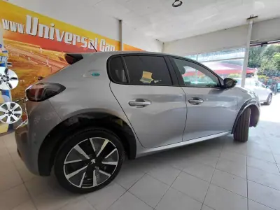 Peugeot e-208 2022 - 17900 EUR, 79000 km - AUTO.MOTO.pt - 79000km - foto 3 de 24