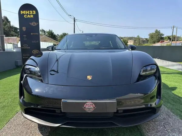Porsche Taycan 2022 - 67900 EUR, 90000 km - AUTO.MOTO.pt - 90000km - foto 8 de 60
