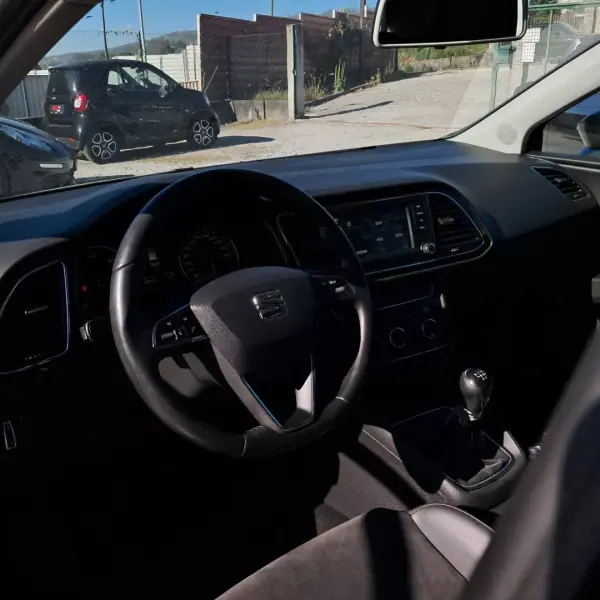 SEAT Leon 2014 - 8990 EUR, 165000 km - AUTO.MOTO.pt - 165000km - foto 8 de 13
