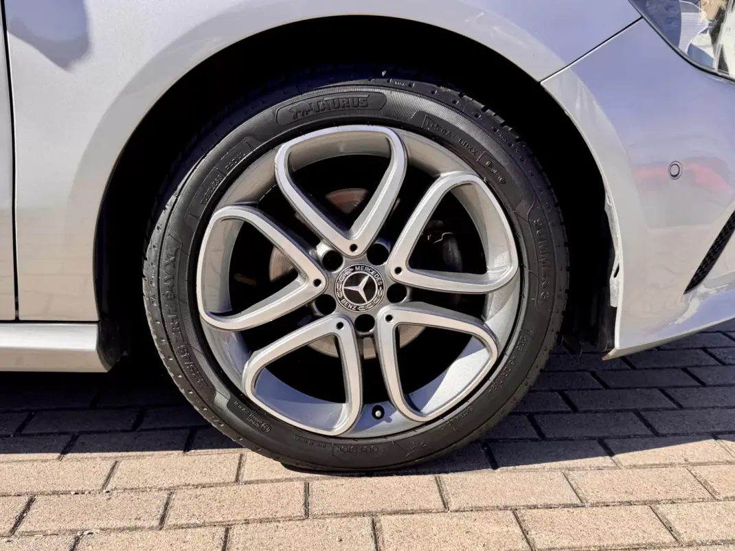 Mercedes-Benz A 180 2018 - 17500 EUR, 155000 km - 155000km - foto 7 de 19