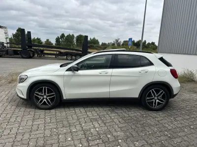 Mercedes-Benz GLA 180 2015 - 18990 EUR, 192000 km - 192000km - foto 7 de 20