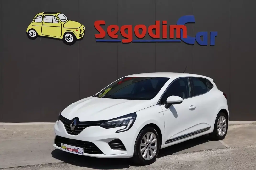 Renault Clio 2022 - 13500 EUR, 98688 km - AUTO.MOTO.pt - 98688km - foto 1 de 32