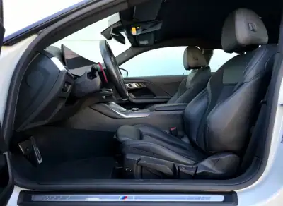 BMW 218 2022 - 39800 EUR, 22900 km - AUTO.MOTO.pt - 22900km - foto 16 de 34