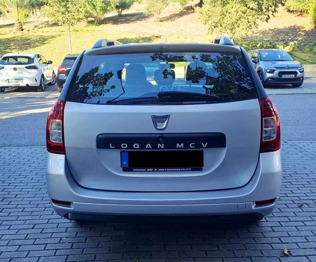 Dacia Logan MCV 2016 - 8500 EUR, 120000 km - AUTO.MOTO.pt - 120000km - foto 6 de 23