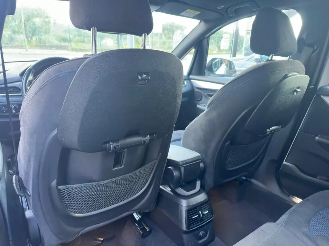 BMW 218 Active Tourer 2015 - 18900 EUR, 130000 km - AUTO.MOTO.pt - 130000km - foto 21 de 25