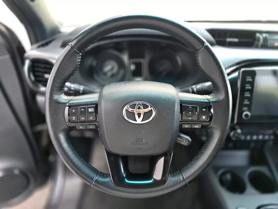 Toyota Hilux 2021 - 42500 EUR, 103000 km - AUTO.MOTO.pt - 103000km - foto 15 de 38