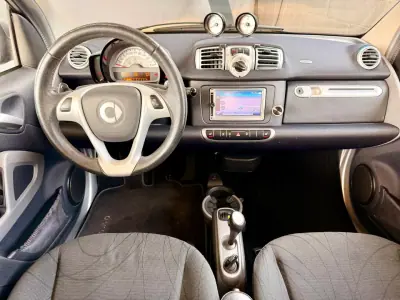 Smart ForTwo Coupé 2014 - 9490 EUR, 85137 km - AUTO.MOTO.pt - 85137km - foto 10 de 15