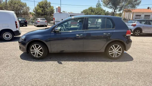 Volkswagen Golf 2010 - 8950 EUR, 141014 km - AUTO.MOTO.pt - 141014km - foto 2 de 43