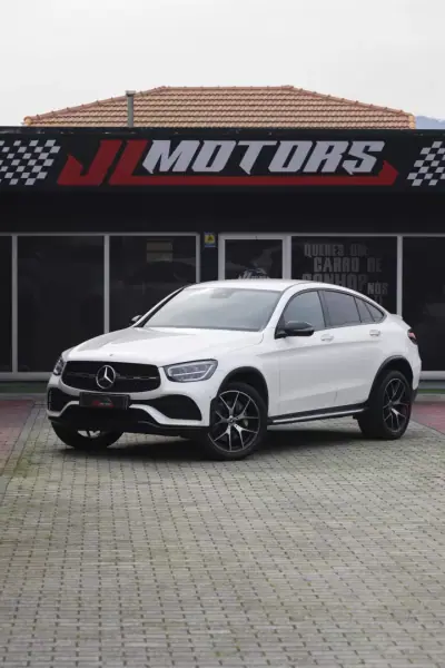 Mercedes-Benz GLC 300 2022 - 48900 EUR, 141780 km - AUTO.MOTO.pt - 141780km - foto 6 de 36