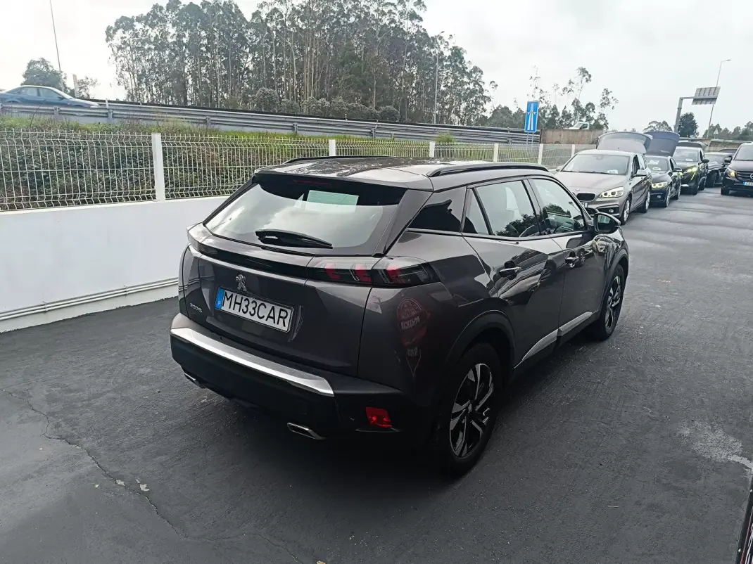 Peugeot 2008 2020 - 15900 EUR, 124990 km - AUTO.MOTO.pt - 124990km - foto 4 de 37