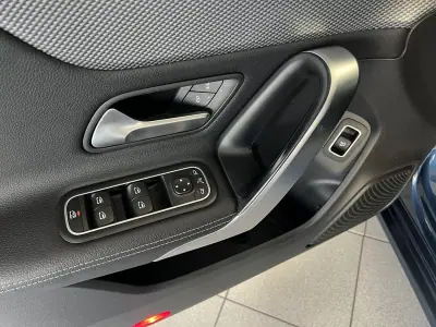 Mercedes-Benz CLA 180 2020 - 24800 EUR, 113371 km - 113371km - foto 22 de 25