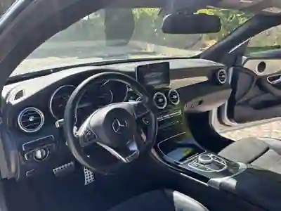 Mercedes-Benz C 250 2016 - 27490 EUR, 210998 km - AUTO.MOTO.pt - 210998km - foto 7 de 18