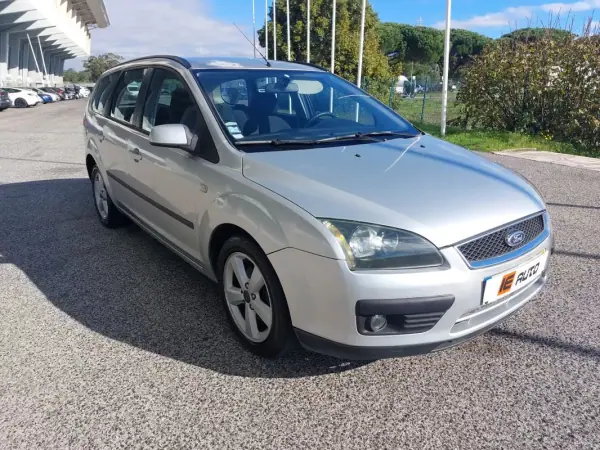 Ford Focus SW 2005 - 2990 EUR, 307902 km - AUTO.MOTO.pt - 307902km - foto 8 de 27